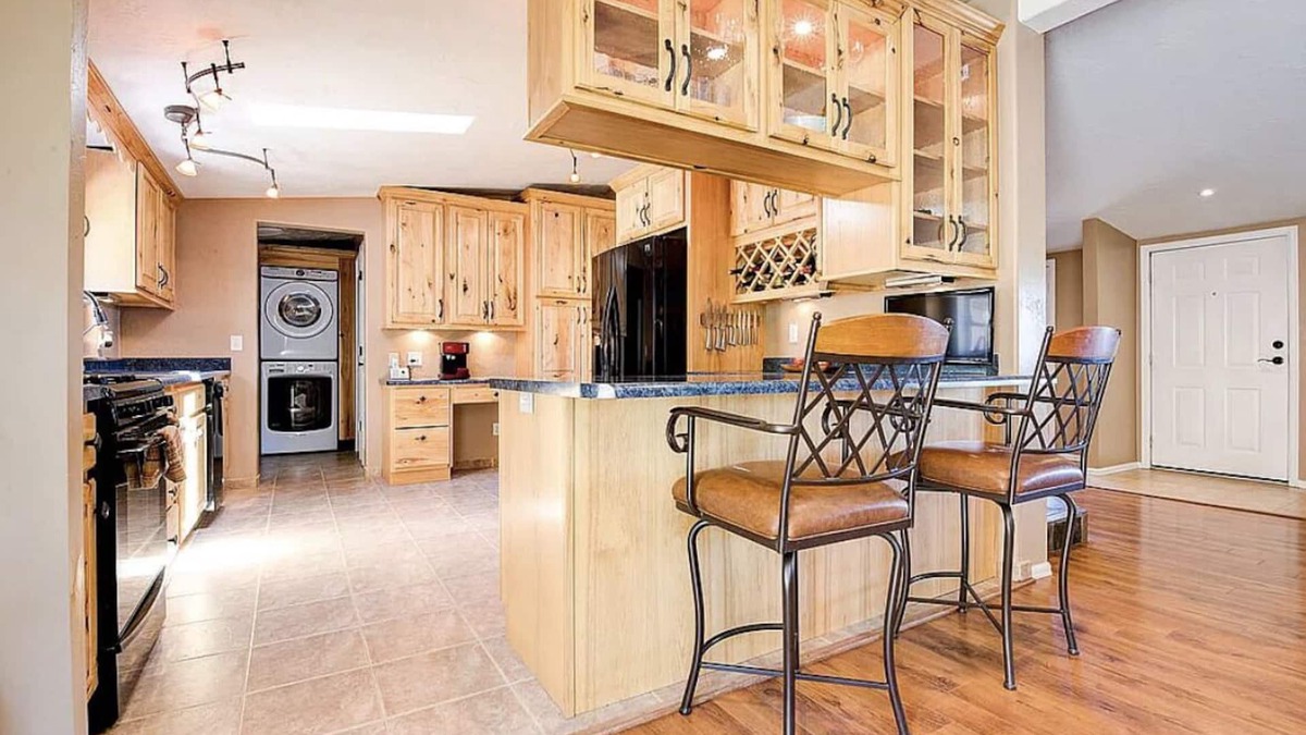 Burns House | McCoy Mountain Hideaway
