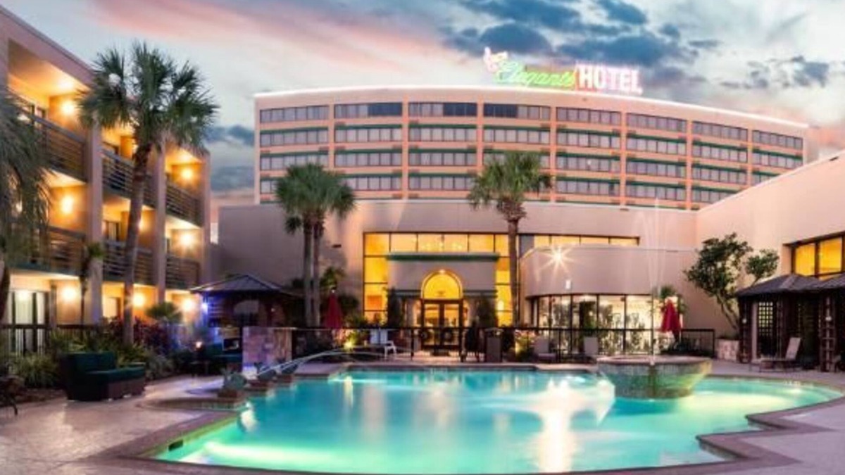 Beaumont Hotel | MCM Eleganté Hotel & Conference Center Beaumont
