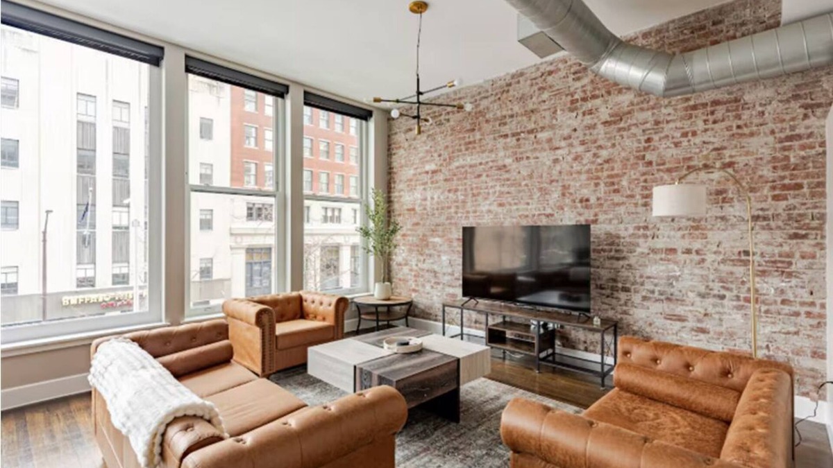 Wholesale District Apartment | McOuat Place 6A - Luxury 1 Bed Downtown Indy Apartment Prime Location