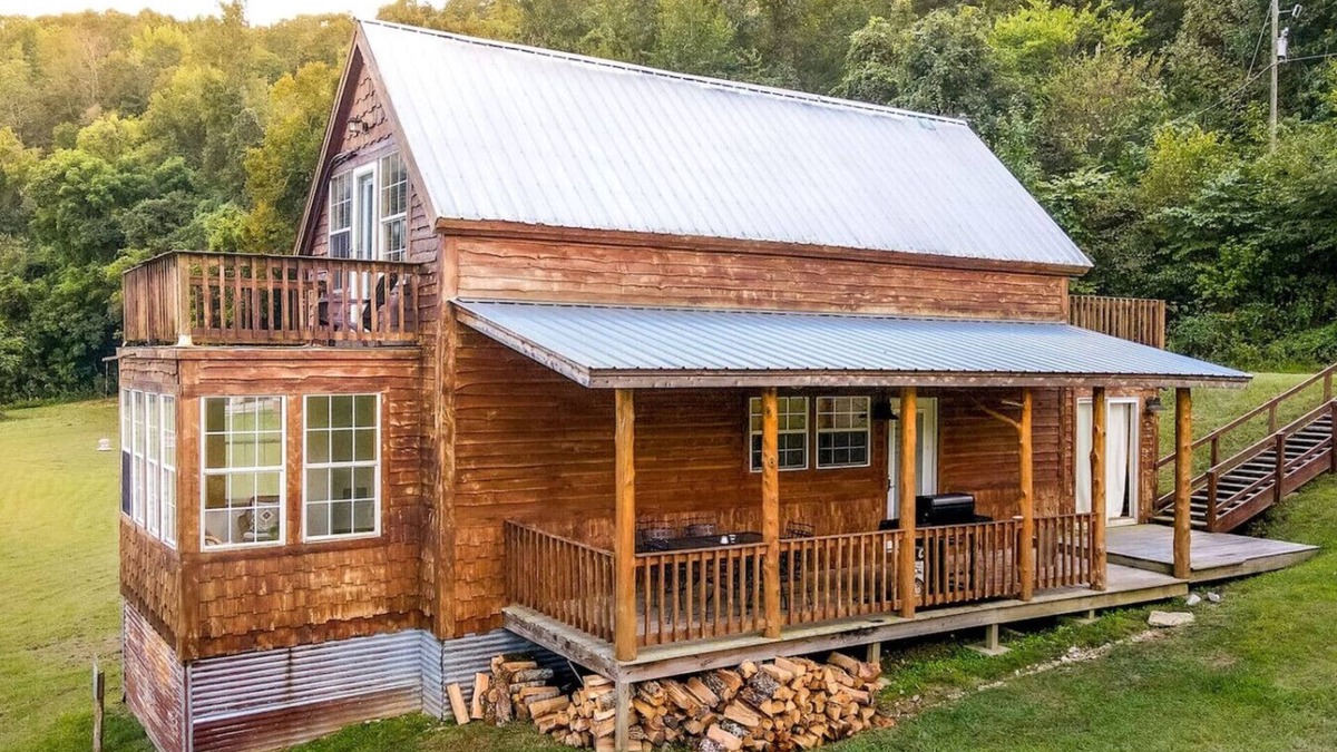 Newnata Cabin | Meadow Cabin on Sylamore Creek