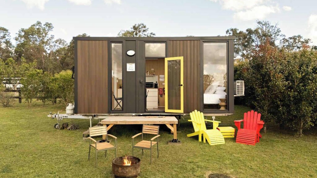 Tuchekoi House | Meadows Edge by Tiny Away