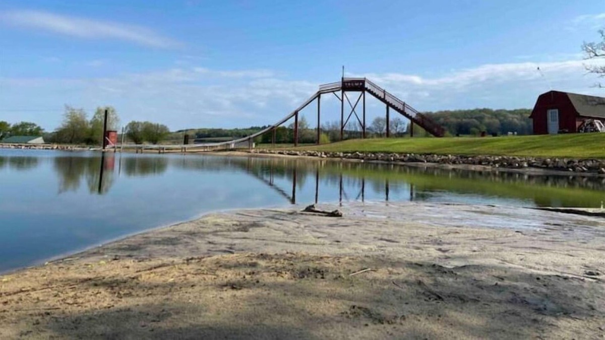 Whitehall RV Rental | MED Park Campground campsite
