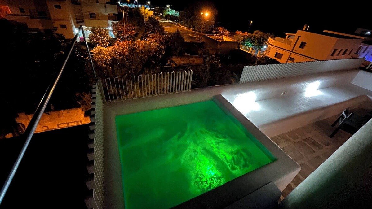 Specchiolla Apartment | Mediterrane House with Mini Jacuzzi Pool by the Sea