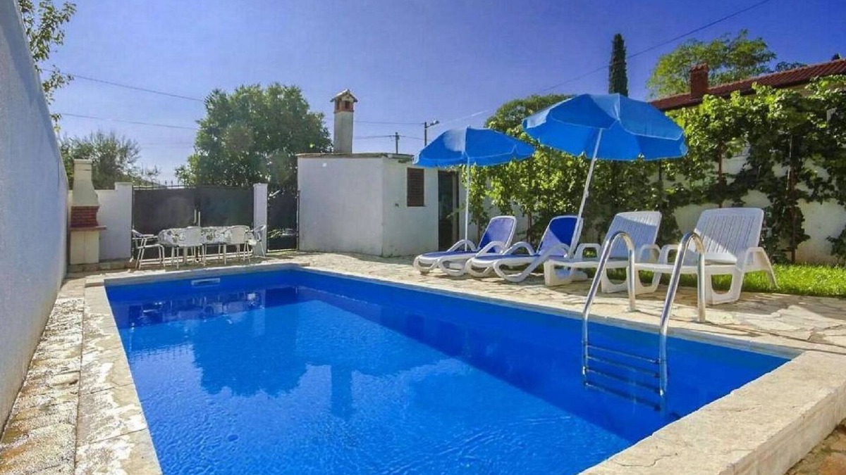 Zbandaj House | Mediterranean and dog-friendly finca with private pool, barbecue area, washing machine, WiFi