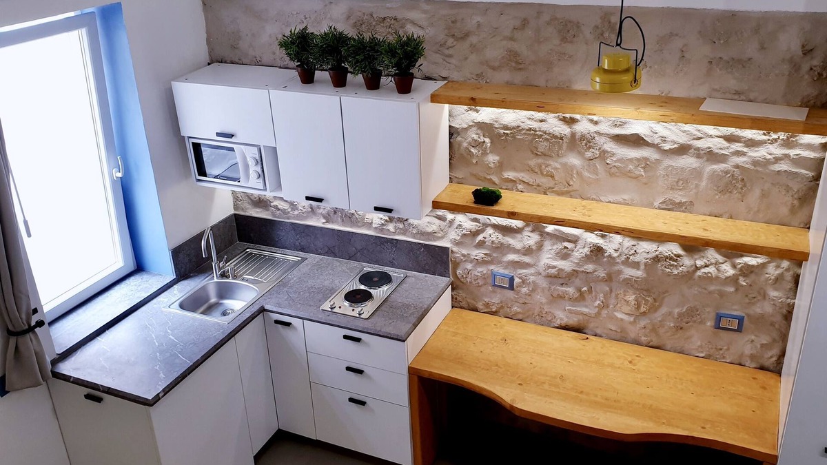 Palermo House | Mediterranean-style house. C.I.R. 19082053C209309-C.I.N. IT082053C26MJMQMPI
