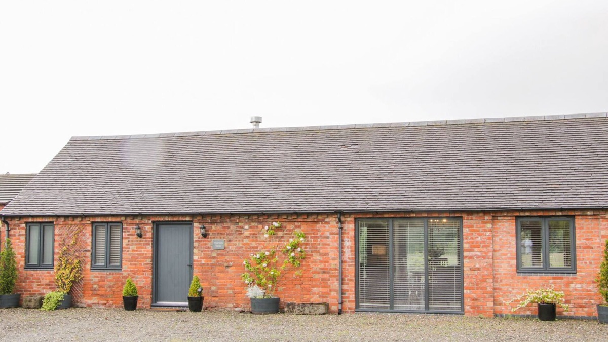 High Ercall Cottage | MEESON VIEW, luxury holiday cottage in Waters Upton, Shropshire