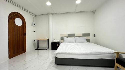 Bang Phlat Apartment | Megun 10 L