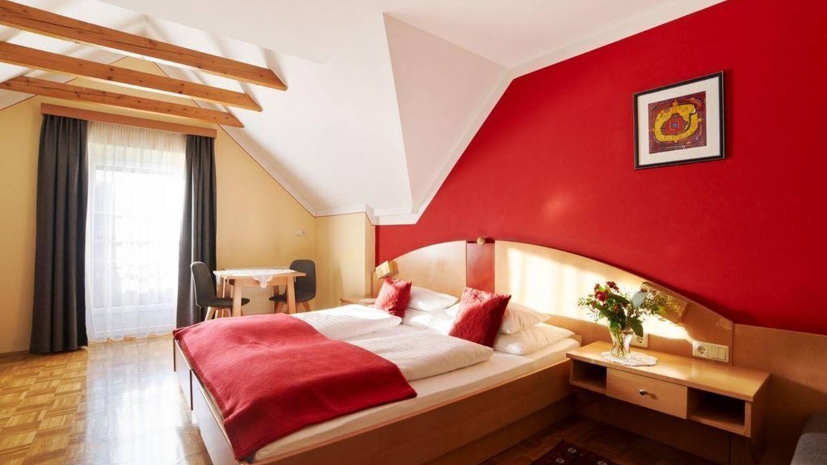 Bad Blumau Apartment | Mehrbettzimmer Komfort Plus 3-4 Nächte - Hotel Garni Thermenoase