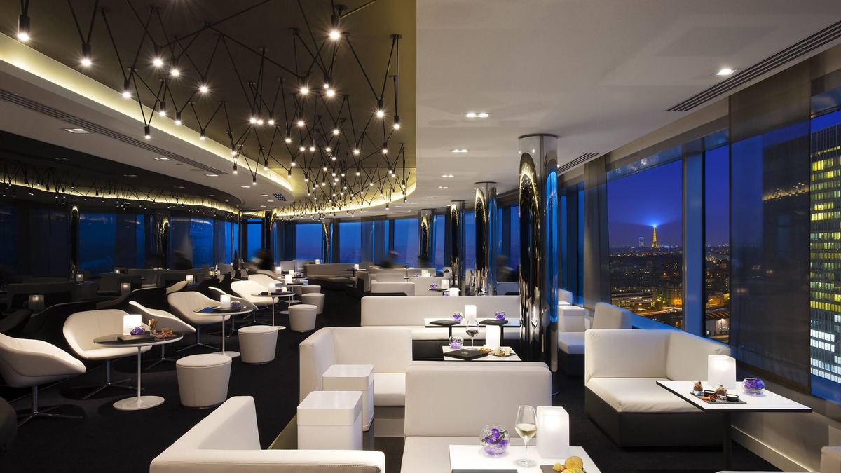 Gambetta Hotel | Melia Paris La Defense