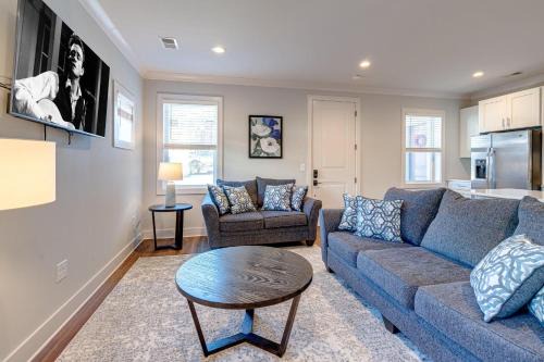 Melrose House | Melrose Mix - Rooftop Deck - 5 Mins to Broadway