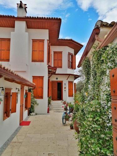 Ula Hotel | Meltem hanım konağı