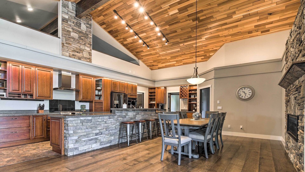 Juneau Apartment | Mendenhall Valley Escape w/Furnished Deck!