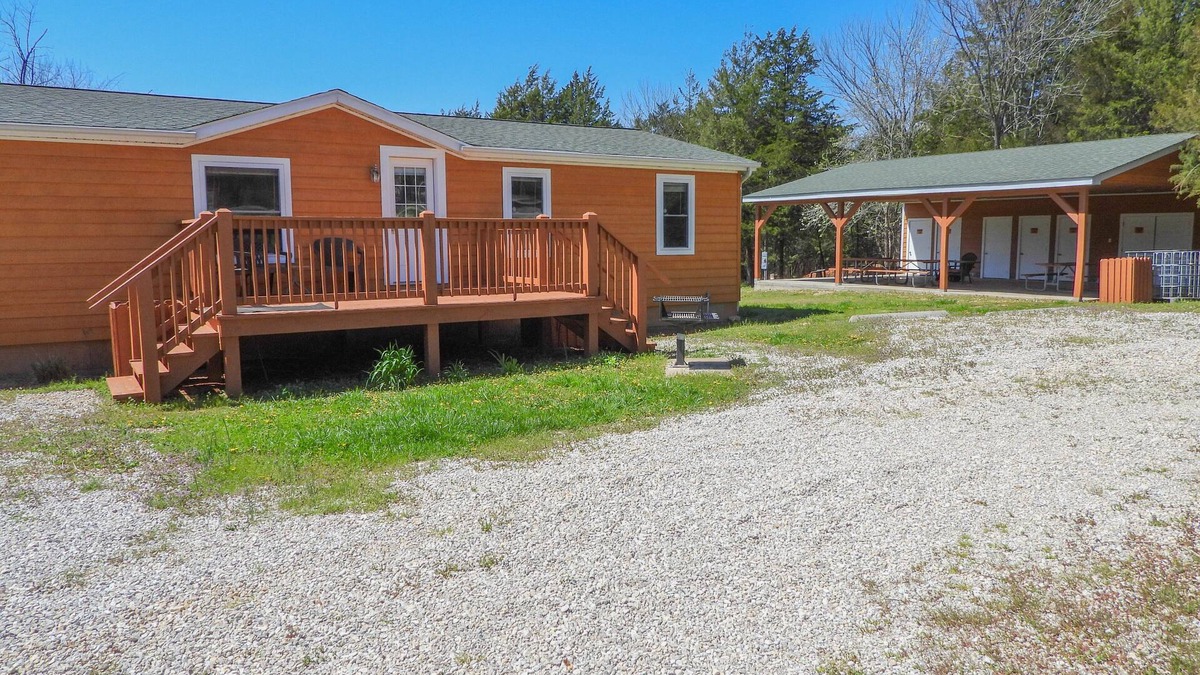 Bourbon House | Meramec Hideaway Riverside private vacation home