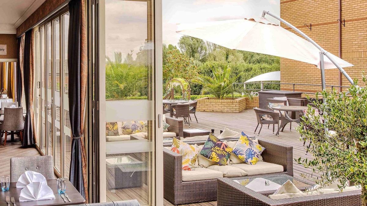 Two Mile Ash Hotel | Mercure Milton Keynes