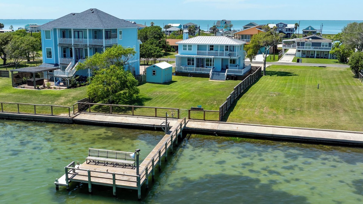 Rockport House | Mermaid Cove - Private Fishing Pier