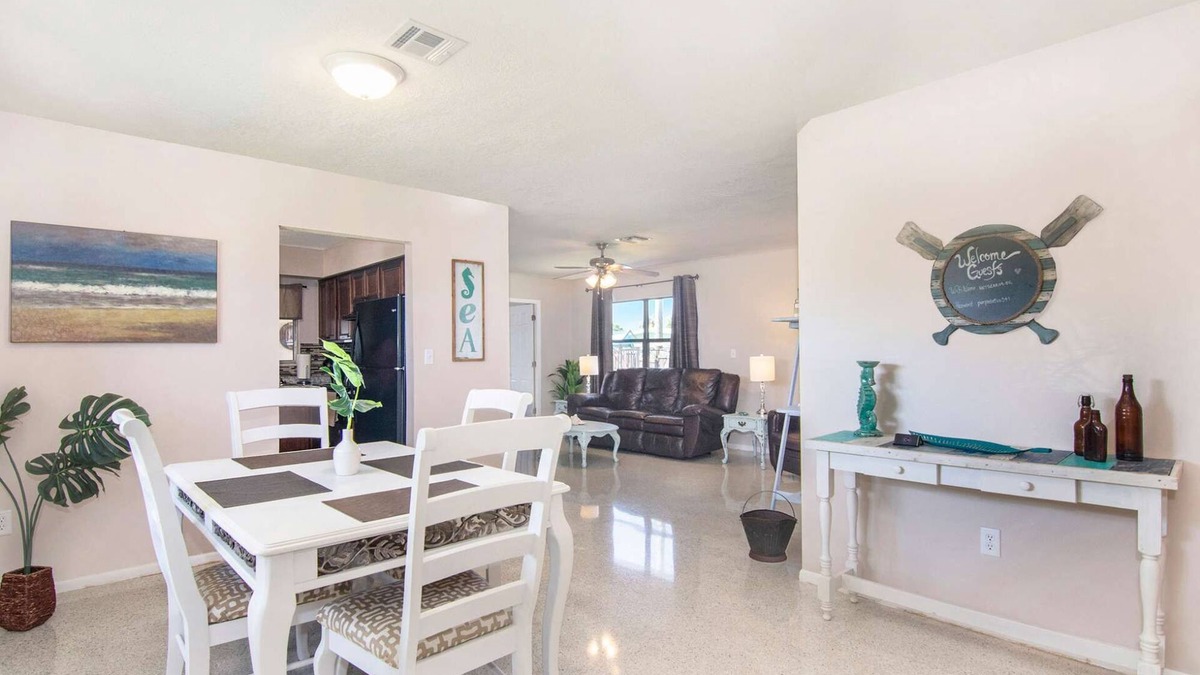 Interchange Square House | Mermaid · Home w/Rec Room & Patio · 14 min to Beach