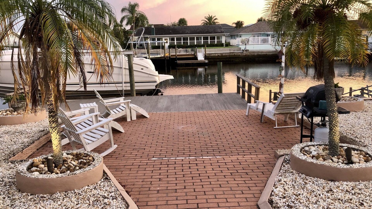 Gulf Harbors House | Mermaid's Cove🧜🏻♀️🌊GORGEOUS PREMIER WATERFRONT Home! PRIVATE DOCK-FAST Gulf access!