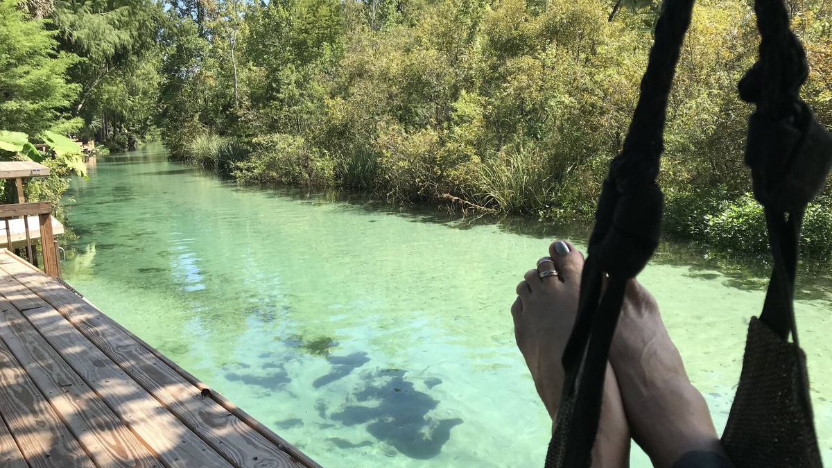 Spring Hill House | Mermaids, Manatees, Kayaking, Swimming in the Spring Waters of the Weeki Wachee