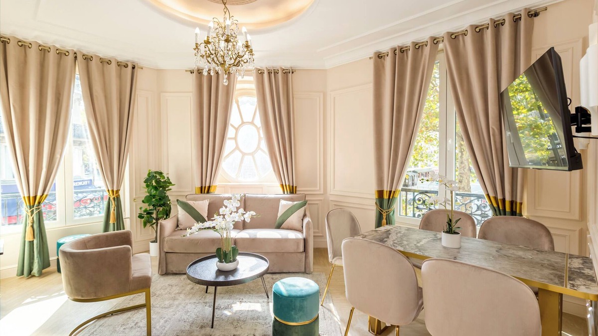 Quartier Sainte-Avoye Apartment | Merveil - Luxury Suite - Louvre - Ours I