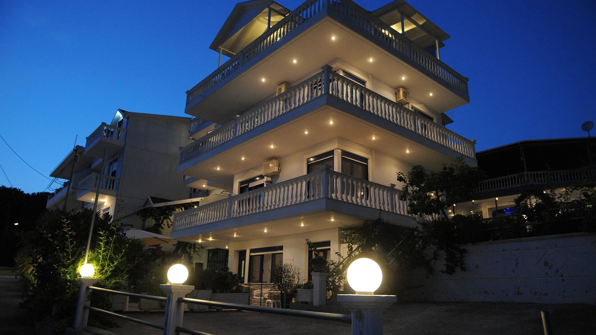 Lygia Hotel | Mesogeios 2000