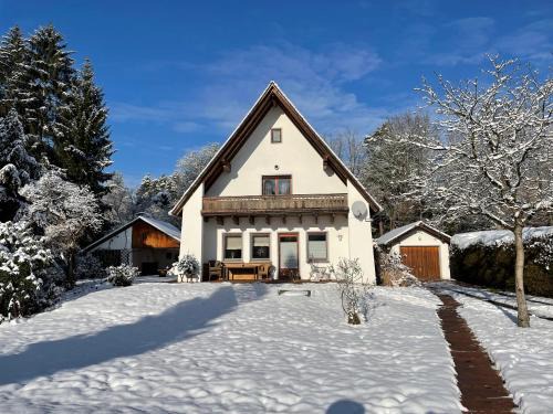 Wendelstein House | Messe- & Ferienhaus Gertraud am Ludwigskanal, 24 h Self Check-In, Gratis parken