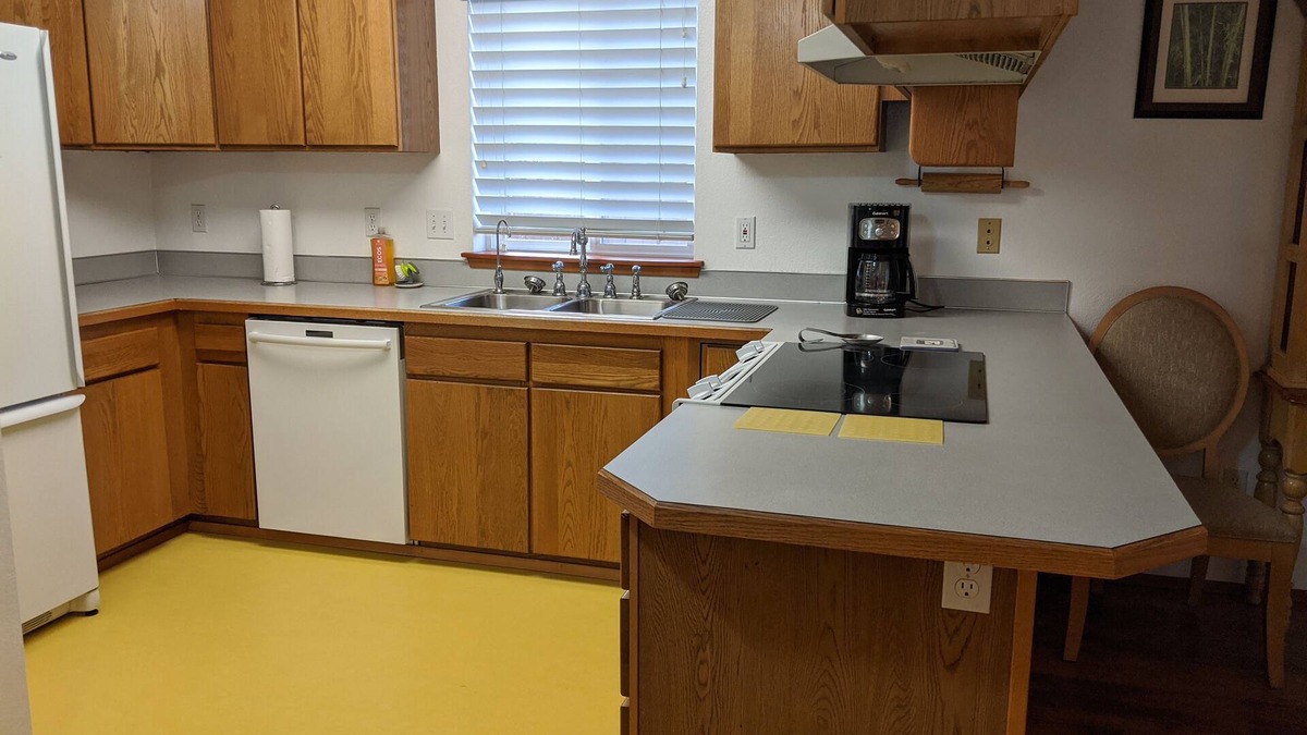 Olympia House | Meticulously furnished near State Capitol