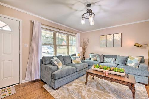 Hiram House | Metro Atlanta Vacation Home Rental with Deck