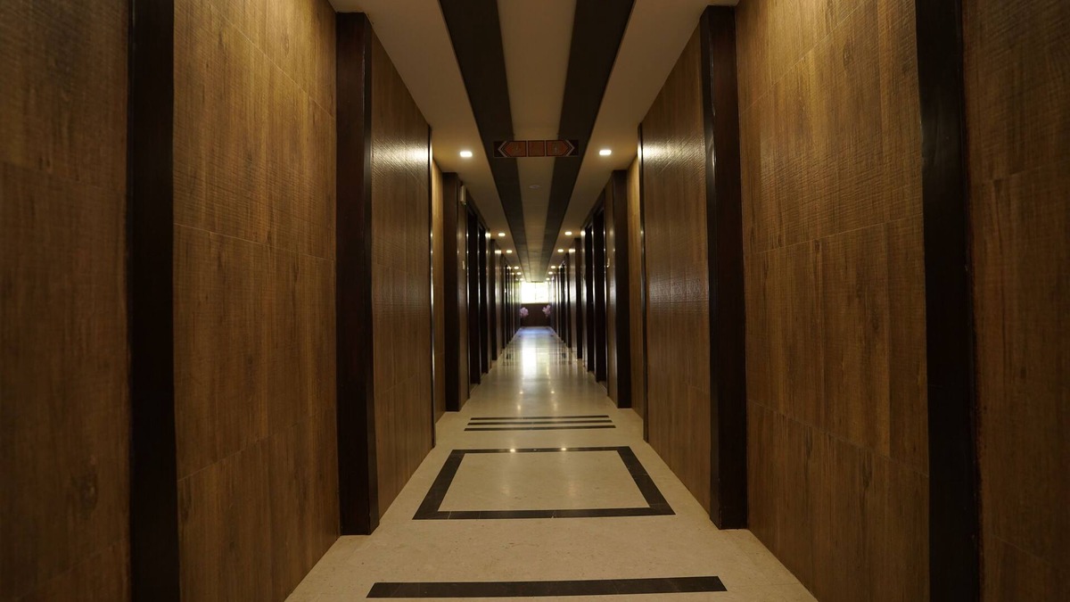 Hubli Hotel | Metropolis Hotel