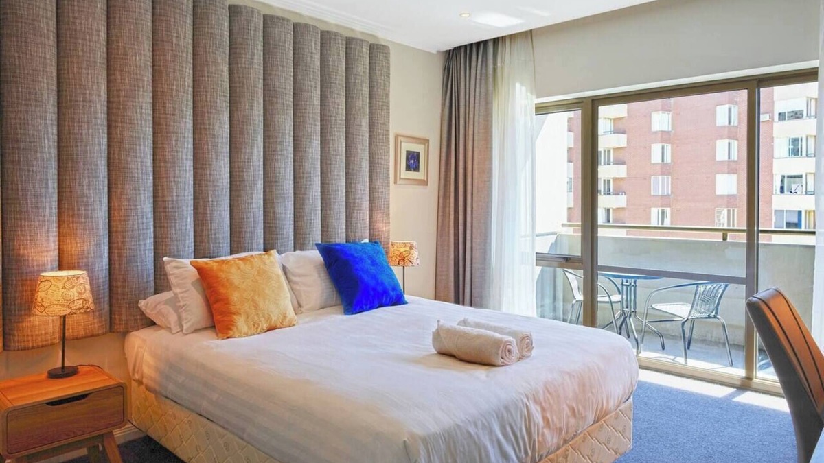 Chinatown Apartment | Metropolis Queen Studio with Indoor Pool and Balcony