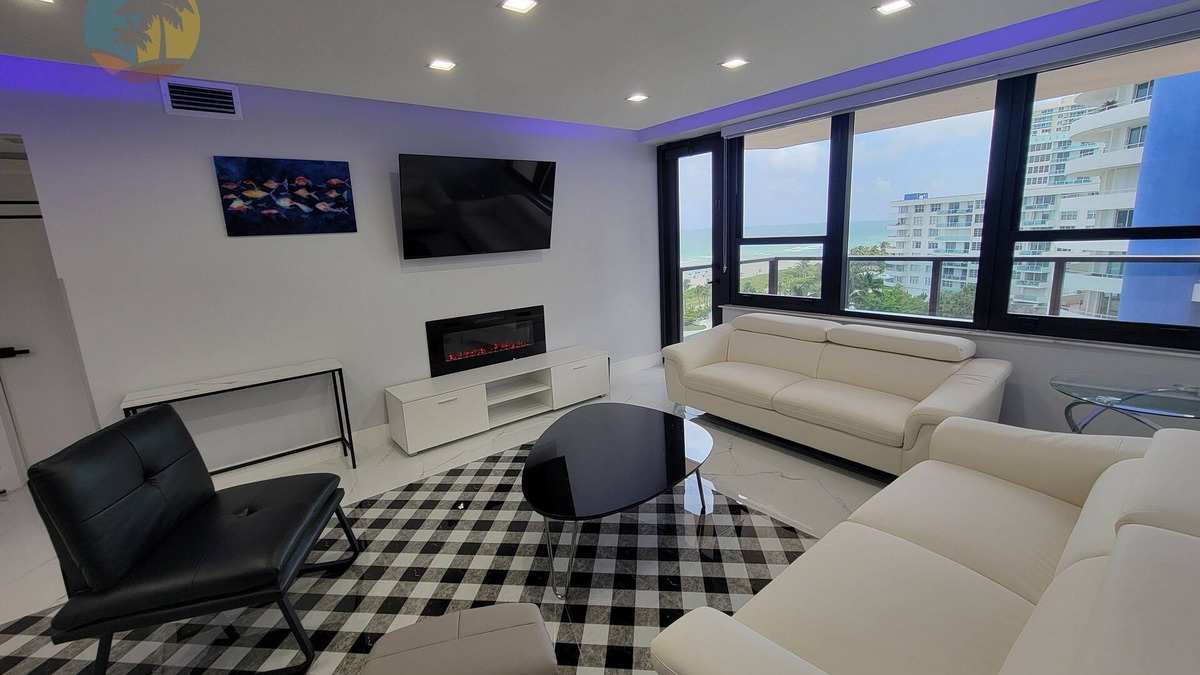 La Gorce Apartment | Miami Beach Spacious 3-Bedroom Condo with Ocean View - 10E