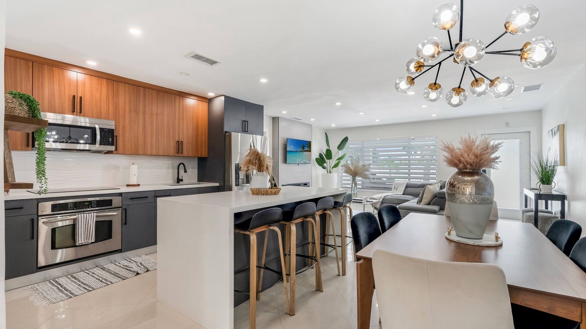 Westwood Lakes House | Miami Paradise Westchester *Heated pool*