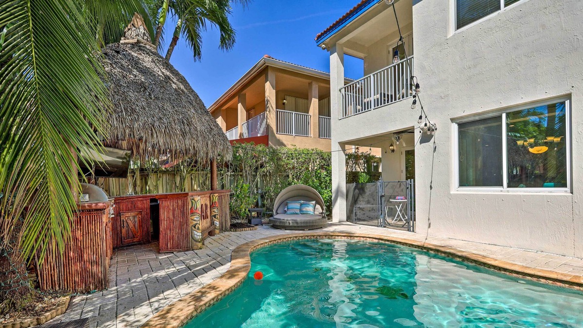 Tamiami House | Miami Vacation Rental: Heated Pool & Tiki Bar