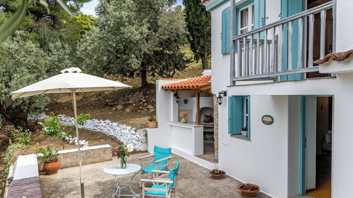 Stafylos Cottage | Michael's Country House