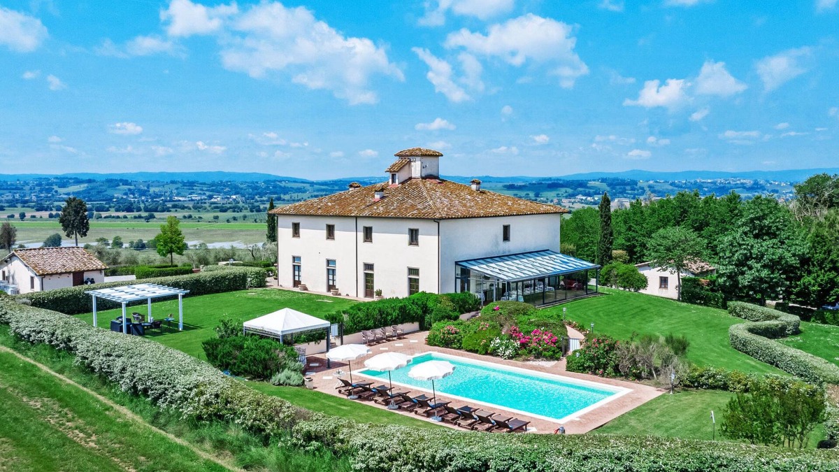 Le Piazze House | Michelangioli by Interhome