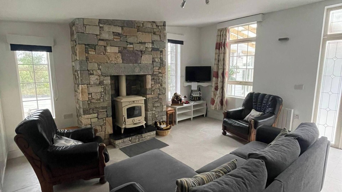 Tramore Cottage | Mickeys Shed country cottage