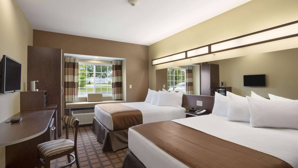 Carrollton Hotel | Microtel Inn & Suites by Wyndham Carrollton