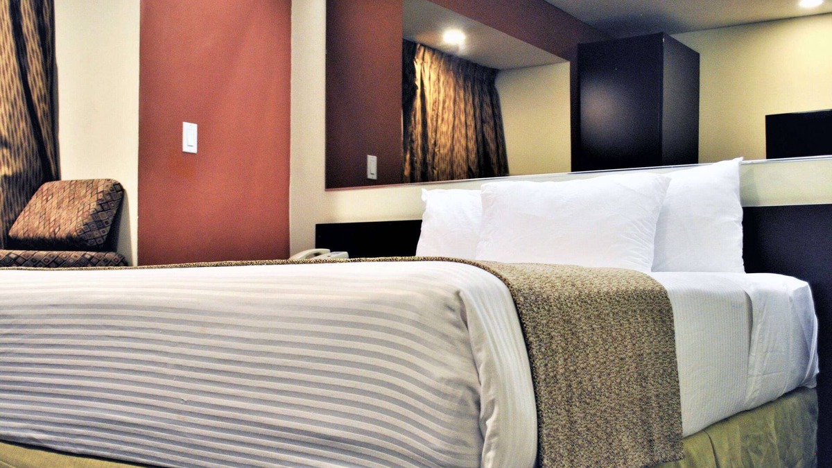 Toluca Hotel | Microtel Inn & Suites by Wyndham Toluca