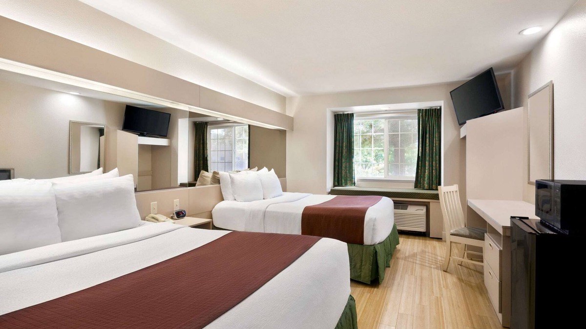 Lodi Hotel | Microtel Inn & Suites by Wyndham Lodi/North Stockton