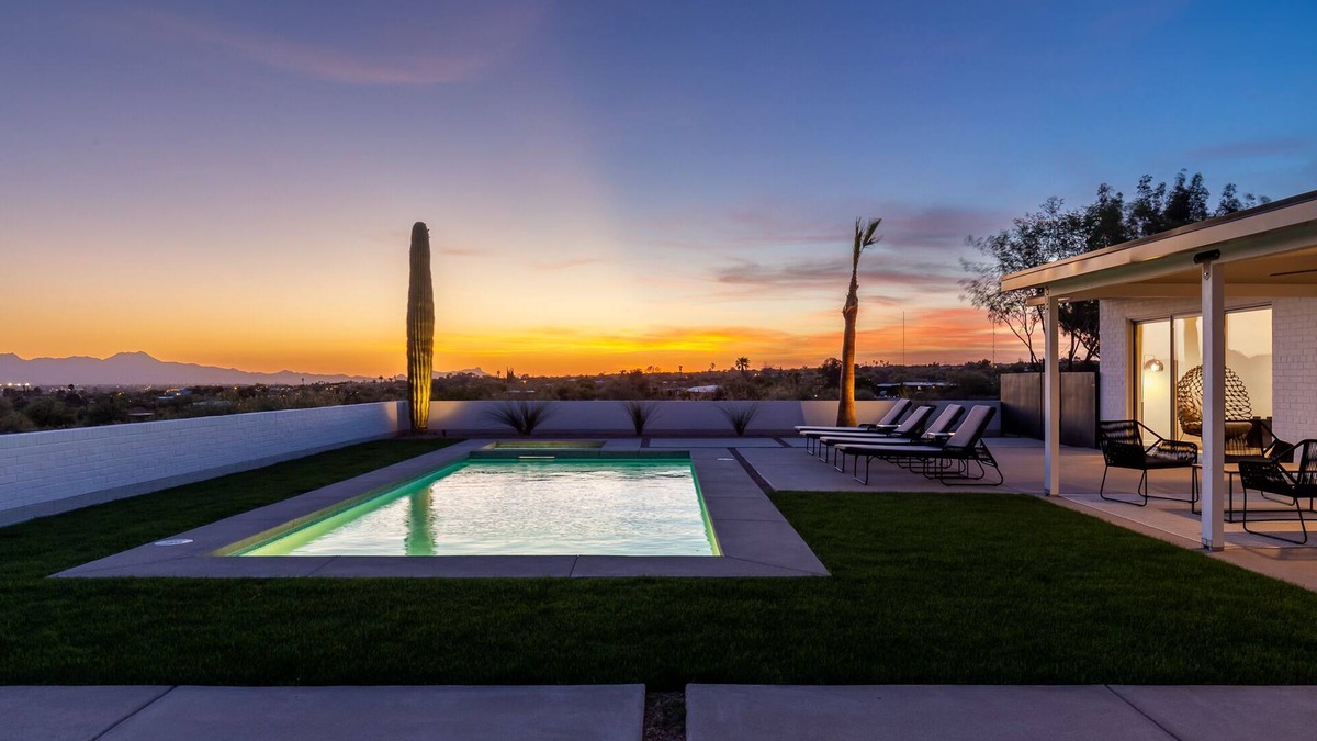 Tucson House | Mid-Century Modern Catalina Foothill Hideaway