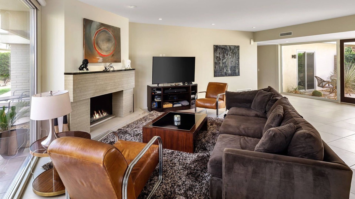 Casa Dorado Condo | Mid Century Modern-Stunning Mountain Views, Quiet, Clean, Bright & Open Design.