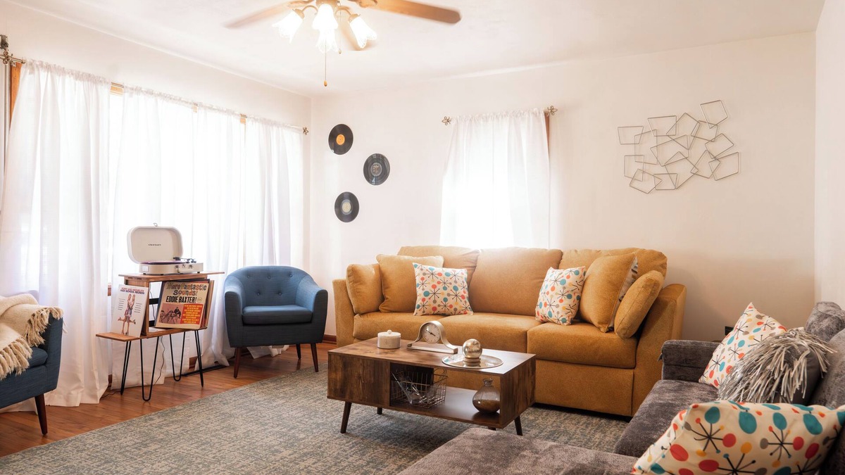 Bedford House | Mid Century Themed Limestone Cottage - 2 Bedrooms Sleeps 6 - Pets Welcome!