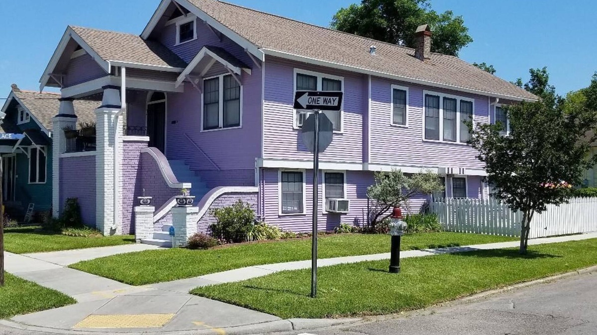 New Orleans Apartment | Mid City/City Park, Corporate/Executive Apt, Clean and Safe Area