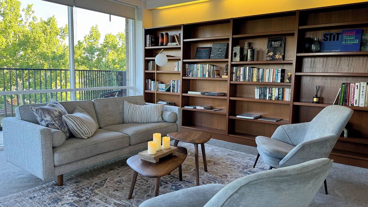 Toorak Apartment | Midcentury 2br apartment in Toorak nClose to MCG, Tennis, CBD n