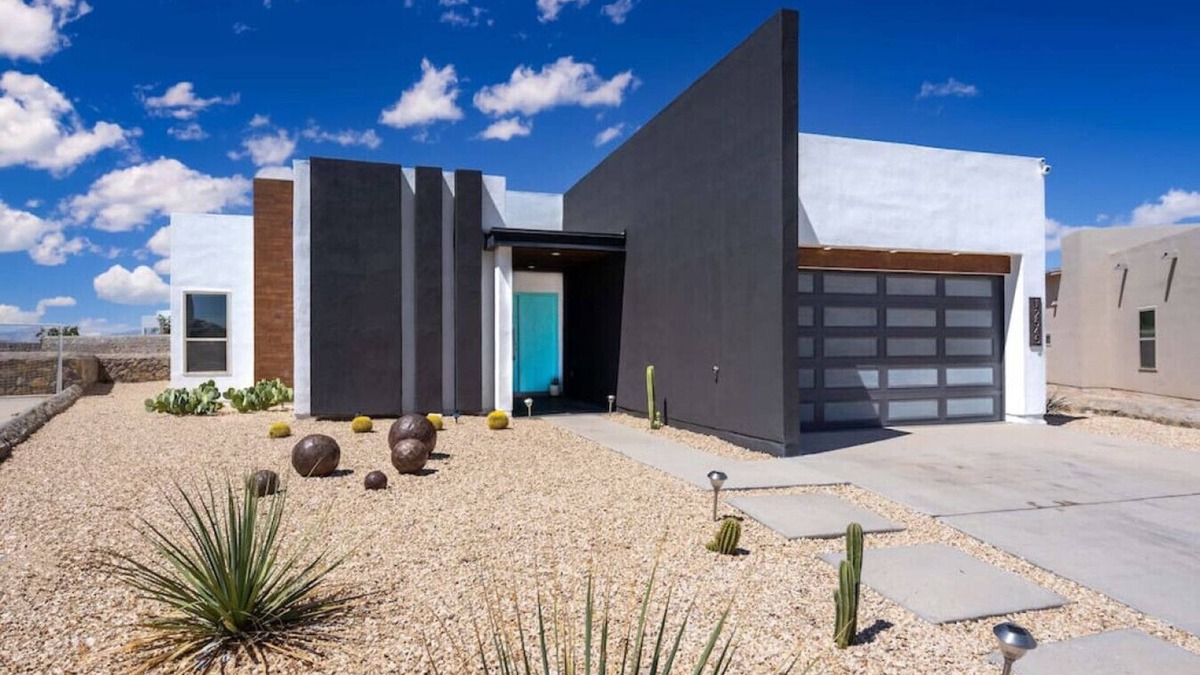Biggs Field House | Midcentury Modern Oasis Eastside