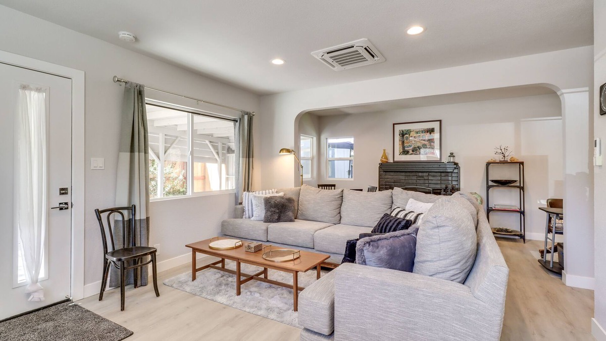 Old Southwest House | MidTown Reno Vacation Rental w/Fenced-In Yard!