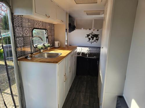 Carpin Other | Mietwohnwagen inklusive Stellplatz & Strom - Dixi-WC