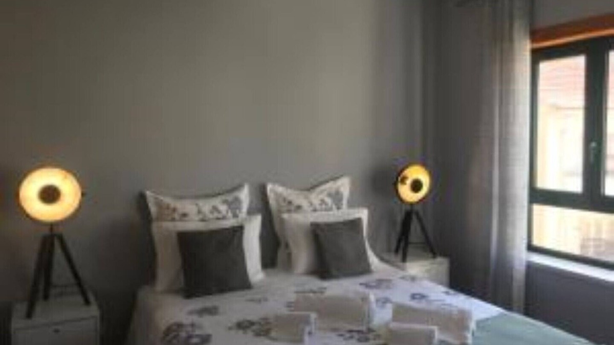 Coimbra Apartment | Miguel Torga Gold II