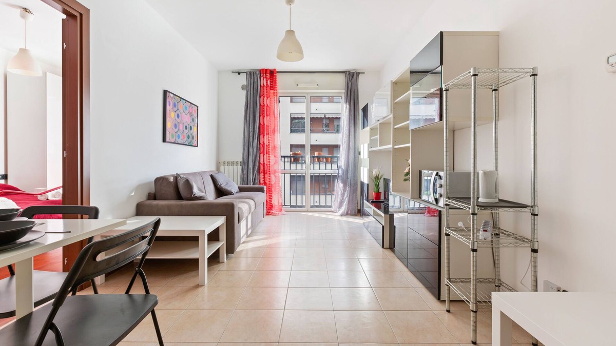 Lambrate Apartment | Milano-Rubattino Budget Apartment