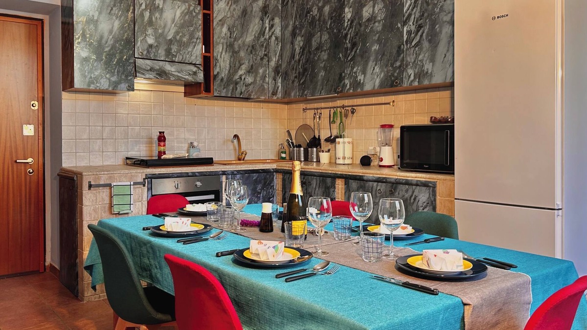 Cassina de' Pecchi House | Milano Spa Home | Jacuzzi, Foosball, near metro