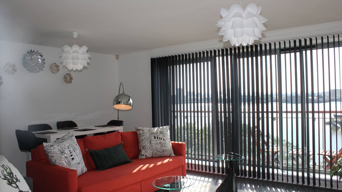 Greenwich Apartment | Miles Close Apartment